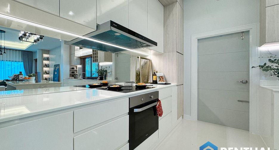 For sale 3 bedrooms house in Bang Lamung, Chonburi