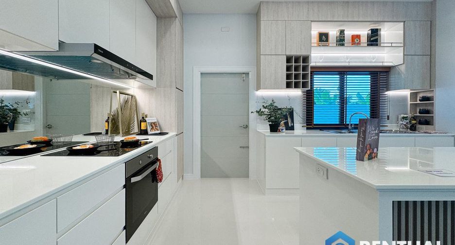 For sale 3 bedrooms house in Bang Lamung, Chonburi