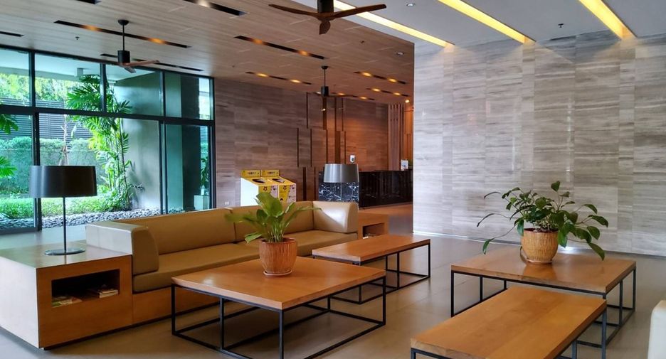 Condo en venta de 4 habitaciones en Yan Nawa, Bangkok