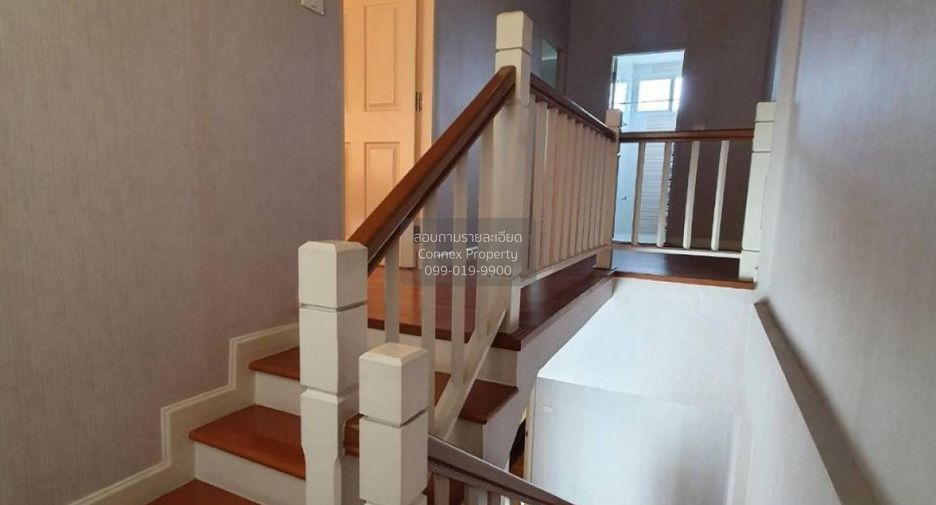 For sale 3 bedrooms townhouse in Prawet, Bangkok