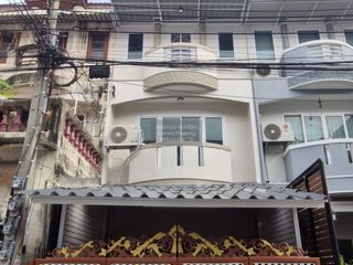 For sale 4 bedrooms townhouse in Bang Bon, Bangkok