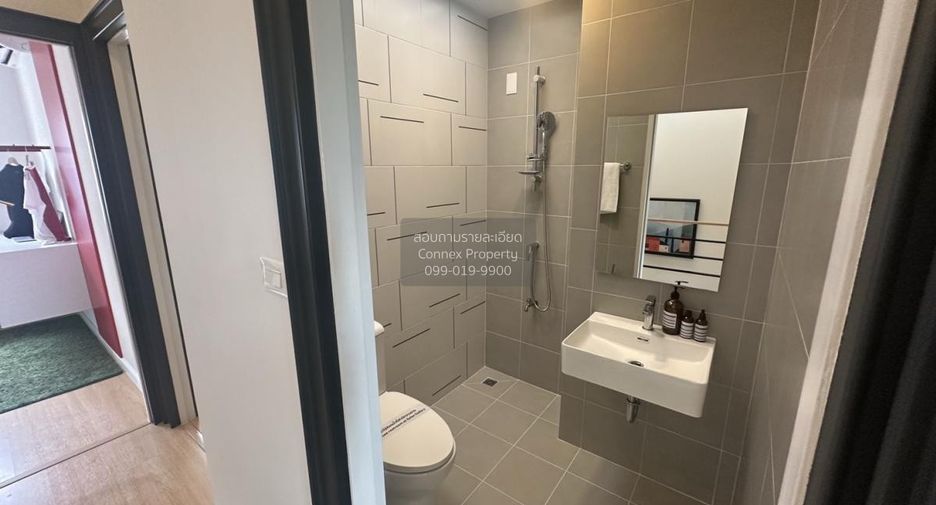For sale 4 bedrooms townhouse in Mueang Samut Sakhon, Samut Sakhon