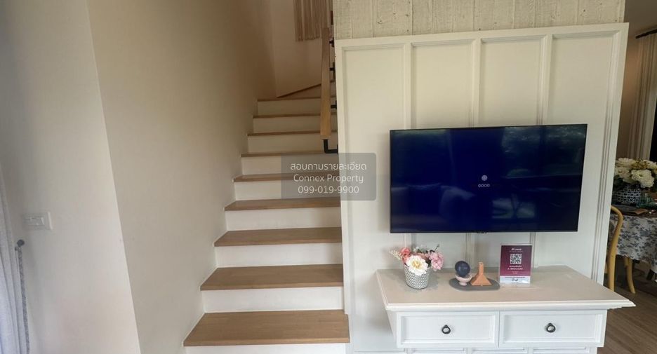 For sale 3 bedrooms townhouse in Mueang Samut Sakhon, Samut Sakhon
