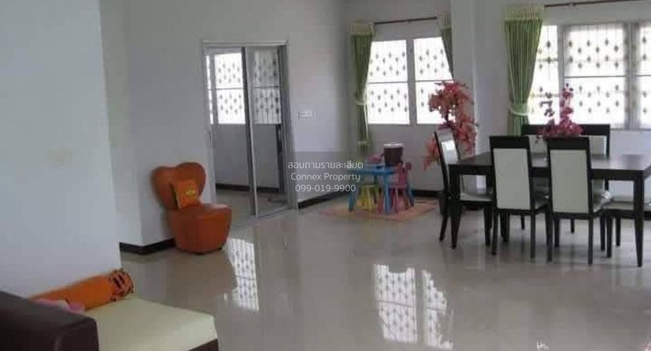 Haus zum Kauf mit 3 Zimmer in Phutthamonthon, Nakhon Pathom