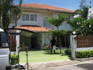 For sale 3 ベッドルーム house in Phutthamonthon, Nakhon Pathom