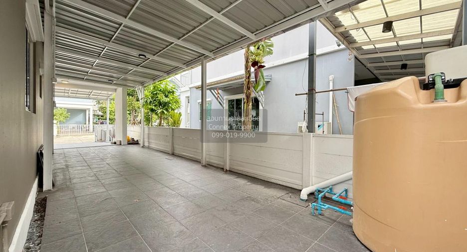 For sale 4 bedrooms house in Mueang Samut Prakan, Samut Prakan