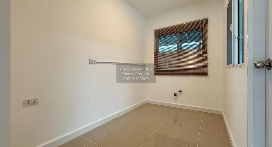 For sale 4 bedrooms house in Mueang Samut Prakan, Samut Prakan