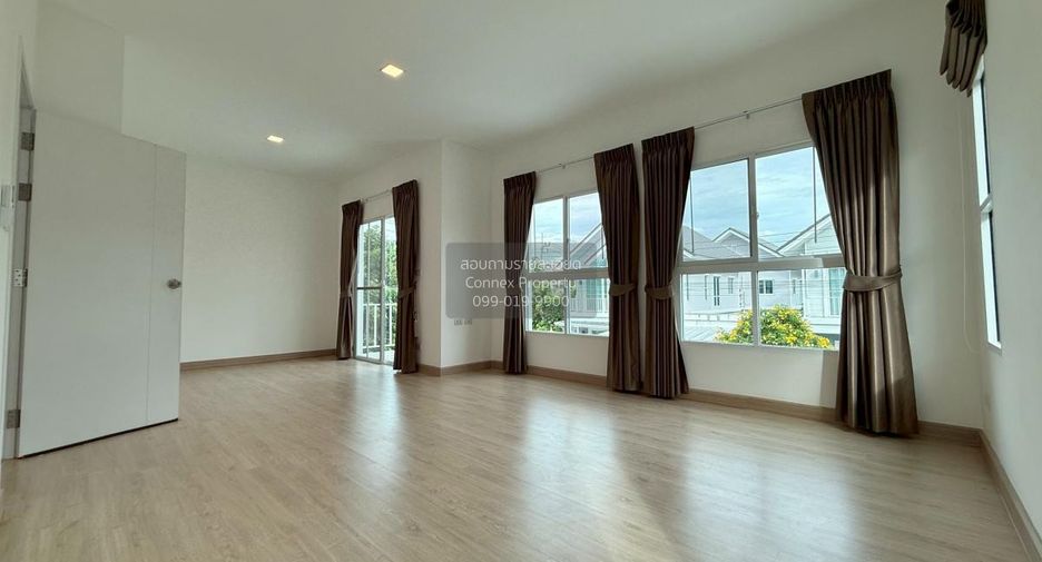For sale 4 bedrooms house in Mueang Samut Prakan, Samut Prakan