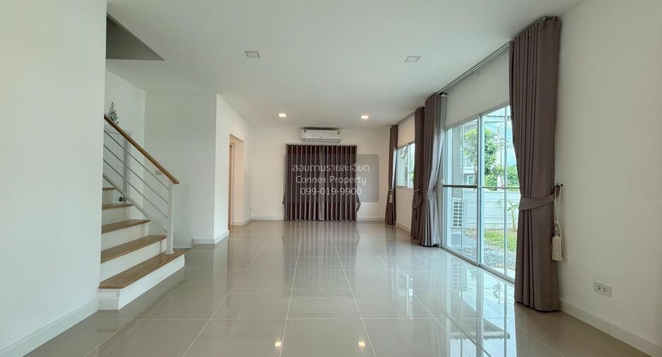 For sale 4 bedrooms house in Mueang Samut Prakan, Samut Prakan