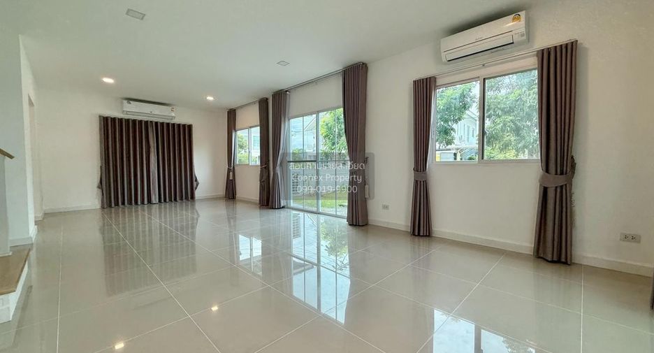 For sale 4 bedrooms house in Mueang Samut Prakan, Samut Prakan