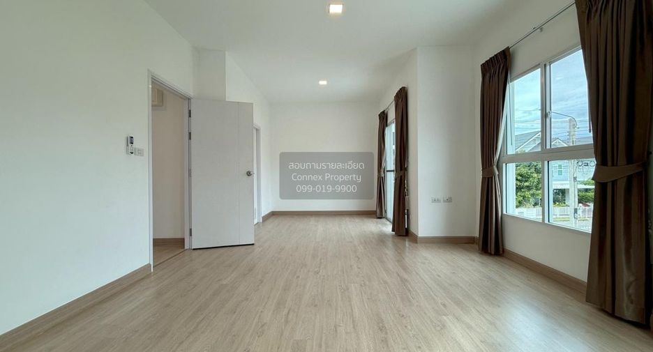 For sale 4 bedrooms house in Mueang Samut Prakan, Samut Prakan