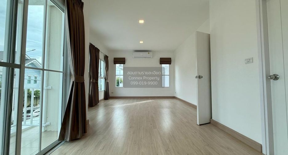 For sale 4 bedrooms house in Mueang Samut Prakan, Samut Prakan
