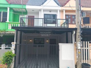 Casa adosada en venta de 2 habitaciones en Bang Bua Thong, Nonthaburi