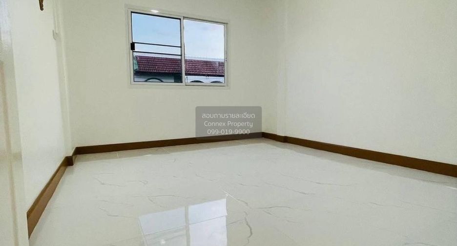 For sale 4 bedrooms townhouse in Bang Bua Thong, Nonthaburi