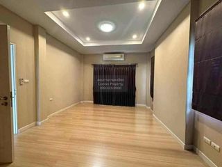À vendre 3 chambres maison à Bang Yai, Nonthaburi