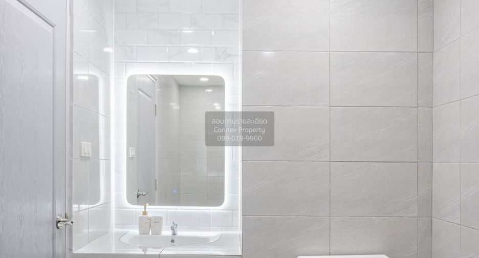 For sale 2 bedrooms condo in Khlong Toei, Bangkok