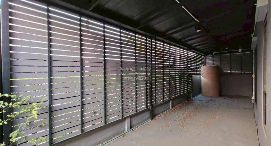 For sale 3 ベッドルーム townhouse in Bang Khen, Bangkok