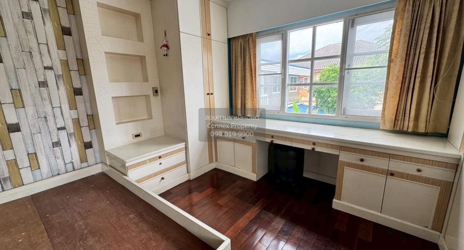 For sale 4 bedrooms house in Bang Bon, Bangkok