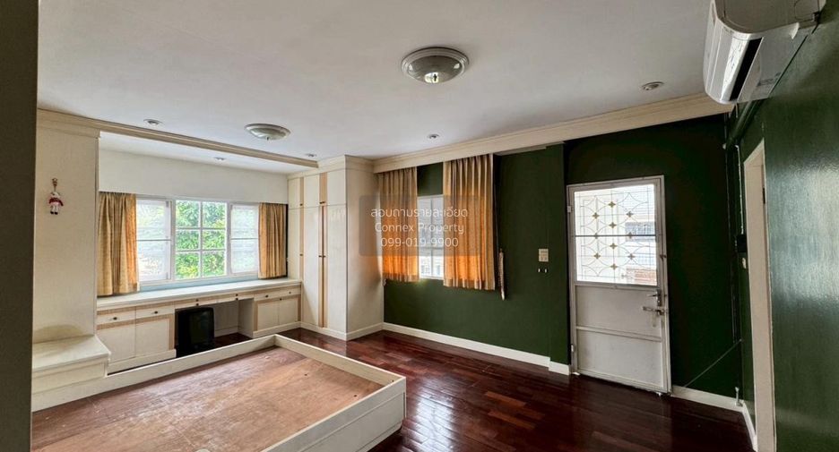 For sale 4 bedrooms house in Bang Bon, Bangkok