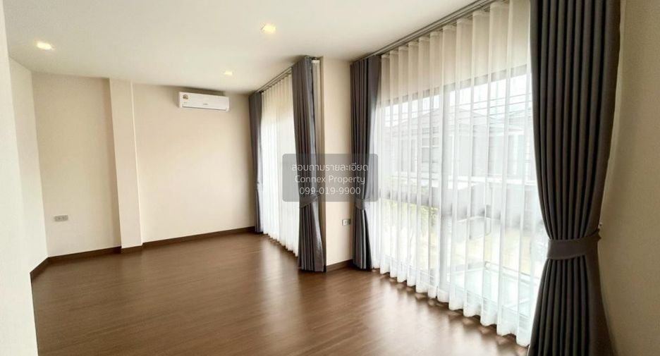 For sale 4 bedrooms house in Bang Khun Thian, Bangkok