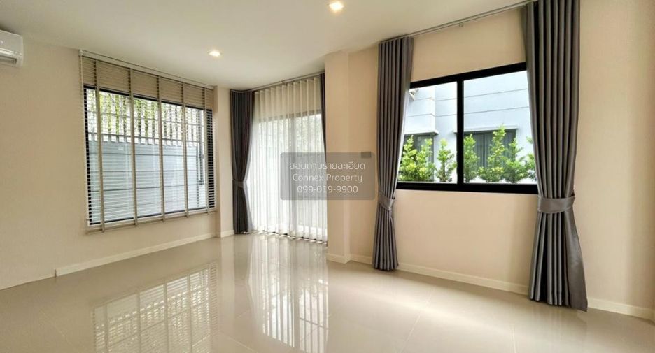 For sale 4 bedrooms house in Bang Khun Thian, Bangkok