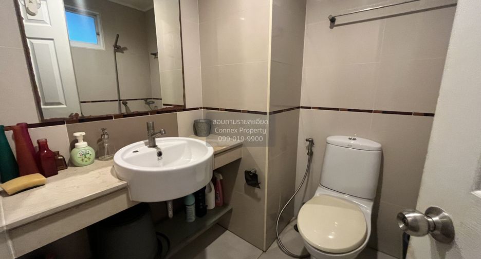 For sale 2 bedrooms condo in Bang Phlat, Bangkok