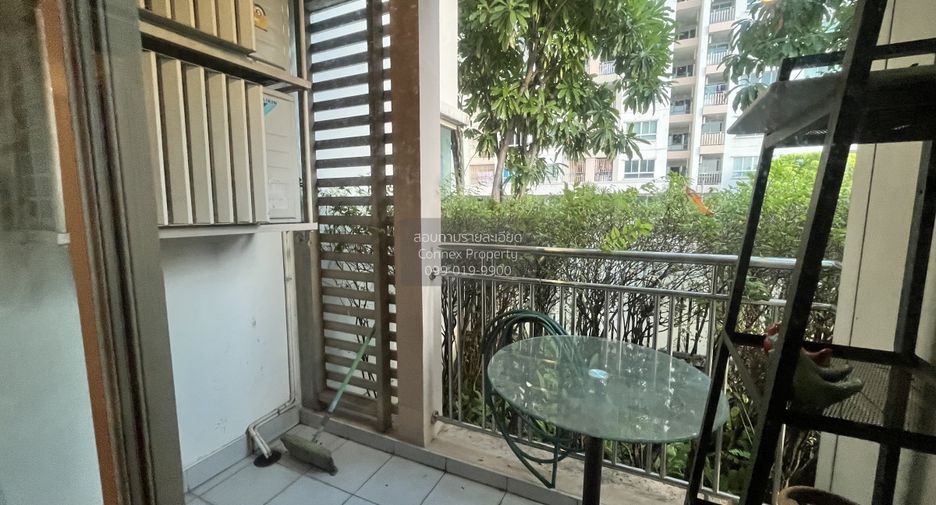 For sale 2 bedrooms condo in Bang Phlat, Bangkok