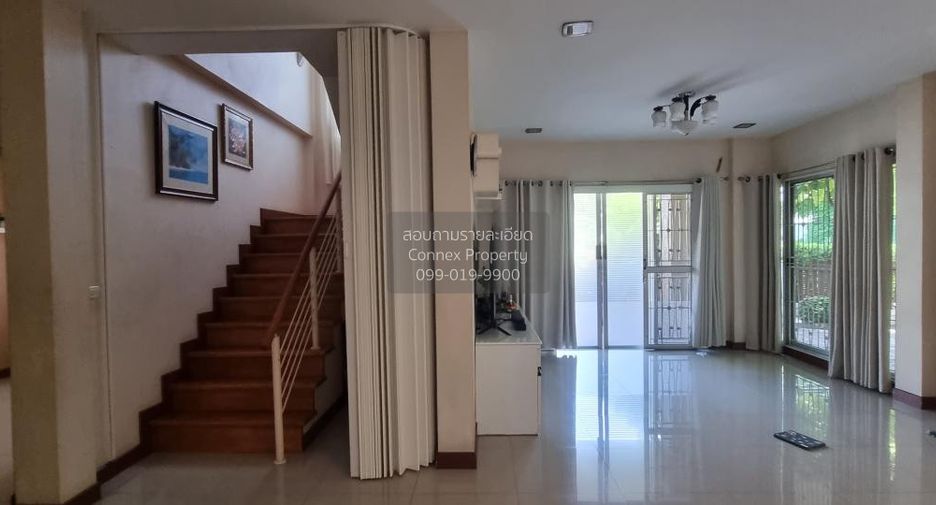 Casa en venta de 3 habitaciones en Sam Phran, Nakhon Pathom