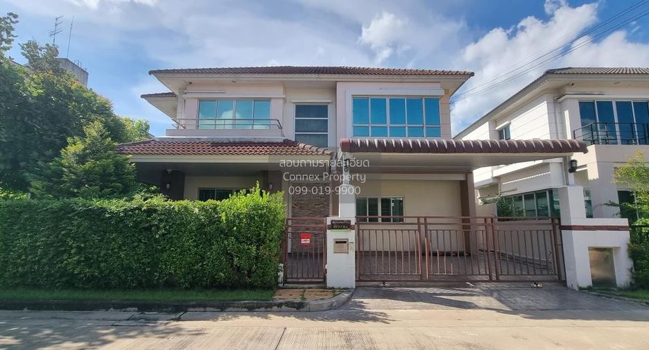 Casa en venta de 3 habitaciones en Sam Phran, Nakhon Pathom