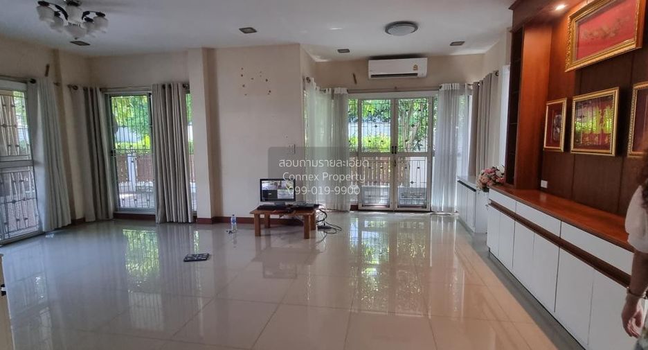 Casa en venta de 3 habitaciones en Sam Phran, Nakhon Pathom