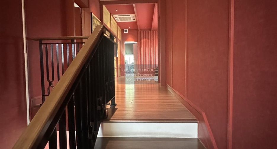 Haus zum Kauf mit 4 Zimmer in Bang Khun Thian, Bangkok