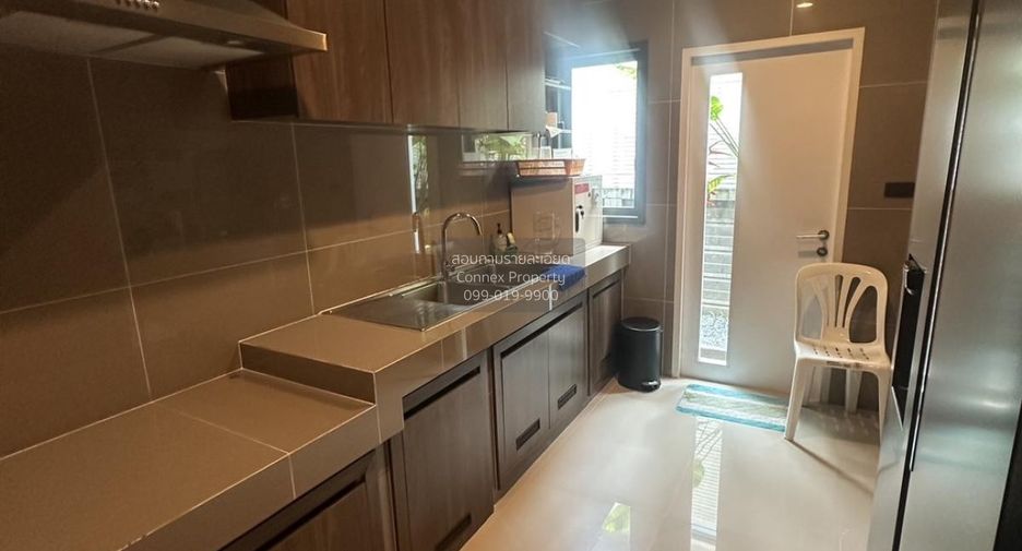 Haus zum Kauf mit 4 Zimmer in Bang Khun Thian, Bangkok