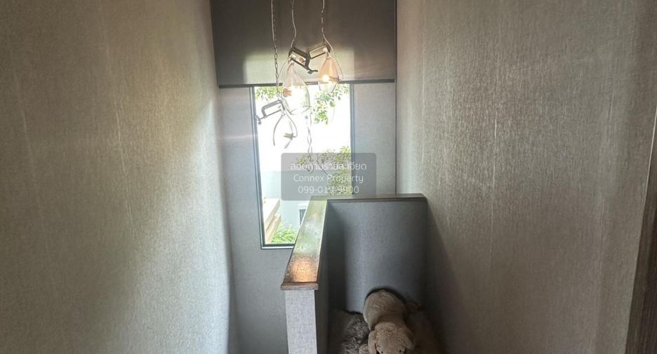 Haus zum Kauf mit 4 Zimmer in Bang Khun Thian, Bangkok