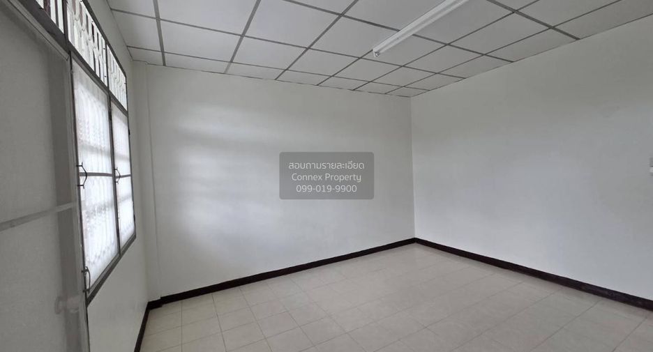 Casa adosada en venta de 2 habitaciones en Khlong Sam Wa, Bangkok