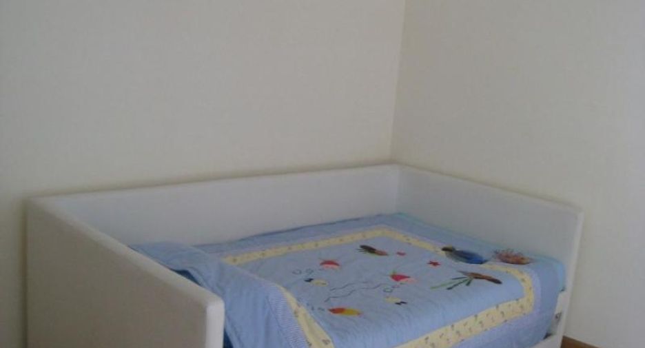 For sale 2 bedrooms condo in Phra Khanong, Bangkok