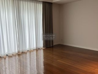 出售 4 卧室 公寓 在 Yan Nawa, 曼谷