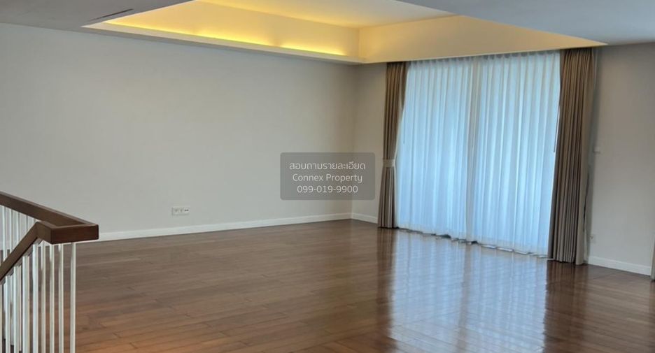 For sale 4 bedrooms condo in Yan Nawa, Bangkok