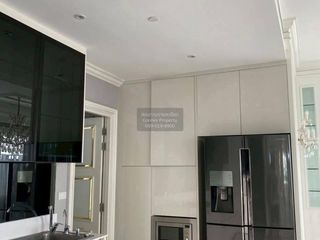 Продажа 5 спальни кондо в Щаттхана, Бангкок