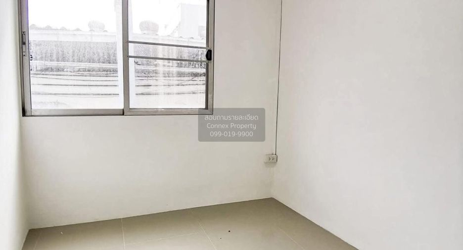 For sale 3 bedrooms townhouse in Phasi Charoen, Bangkok