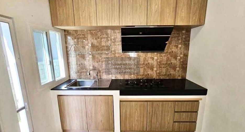 For sale 4 bedrooms house in Prawet, Bangkok