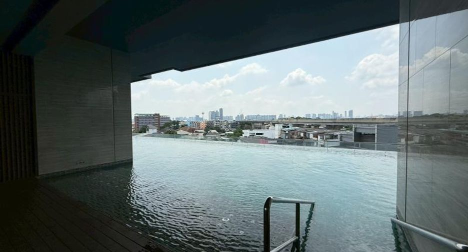 For sale 2 bedrooms condo in Mueang Nonthaburi, Nonthaburi