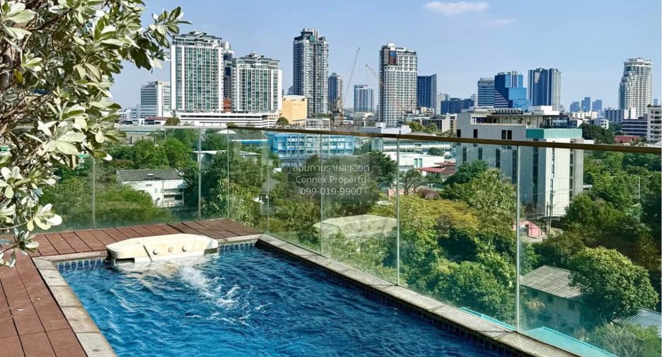 Продажа 2 спальни кондо в Кхлонг Тоеи, Бангкок