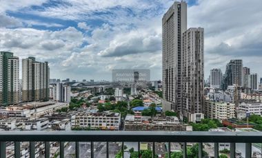 À louer 2 chambres condo à Phaya Thai, Bangkok