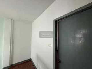 For rent 3 bedrooms townhouse in Bang Na, Bangkok