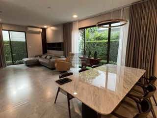 出租 4 卧室 独立屋 在 Bang Phli, Samut Prakan