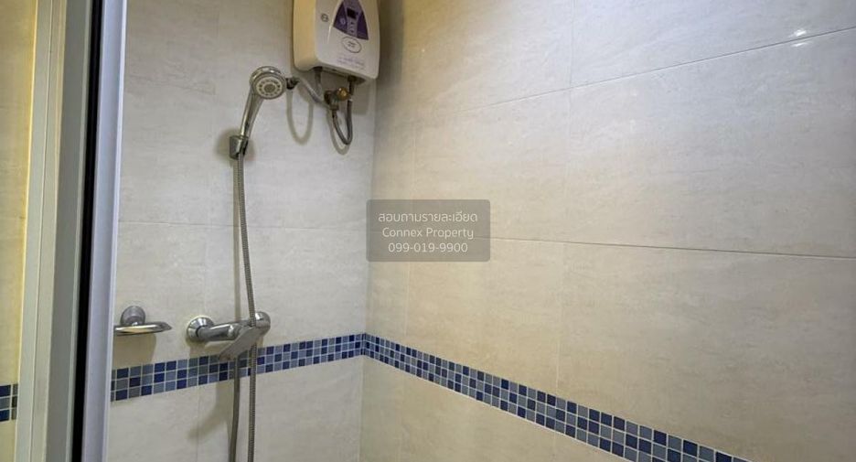 For rent 2 bedrooms condo in Sathon, Bangkok