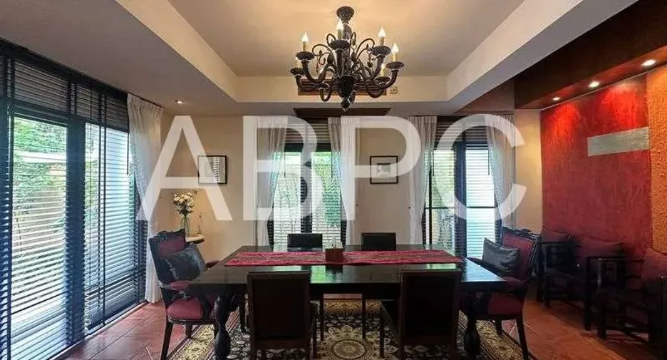 For rent and for sale 4 bedrooms house in Jomtien, Pattaya