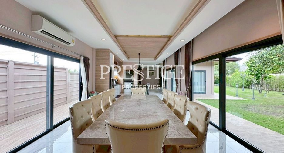 For rent 3 bedrooms house in Huay Yai, Pattaya