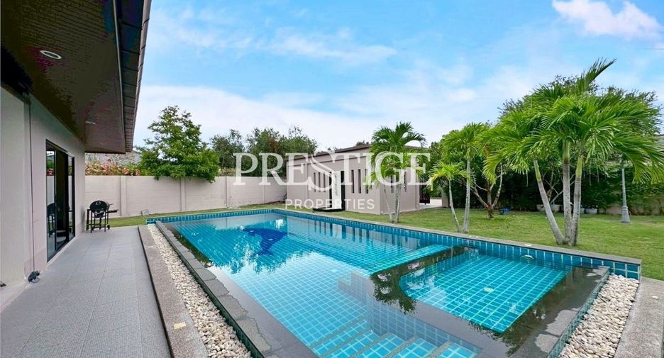 For rent 3 bedrooms house in Huay Yai, Pattaya