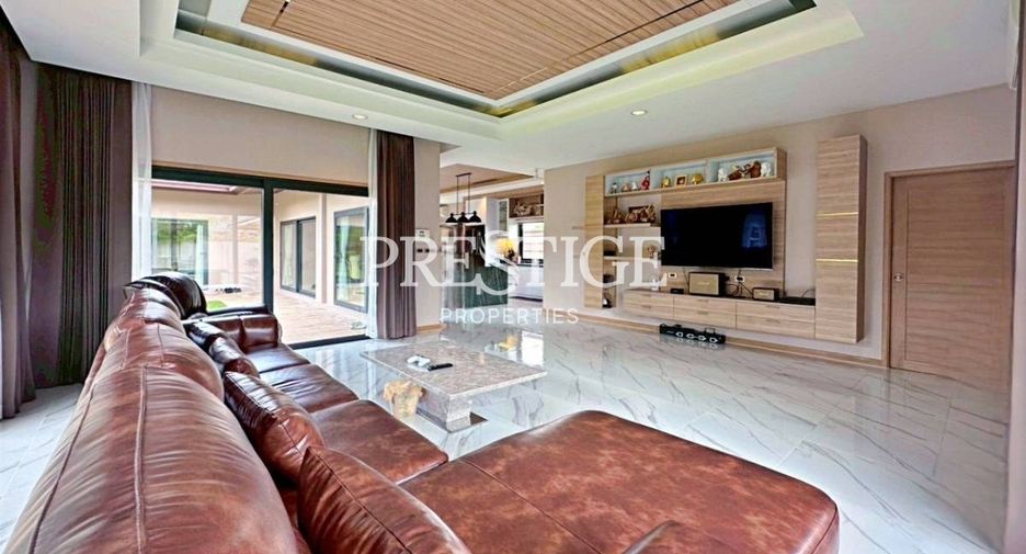 For rent 3 bedrooms house in Huay Yai, Pattaya